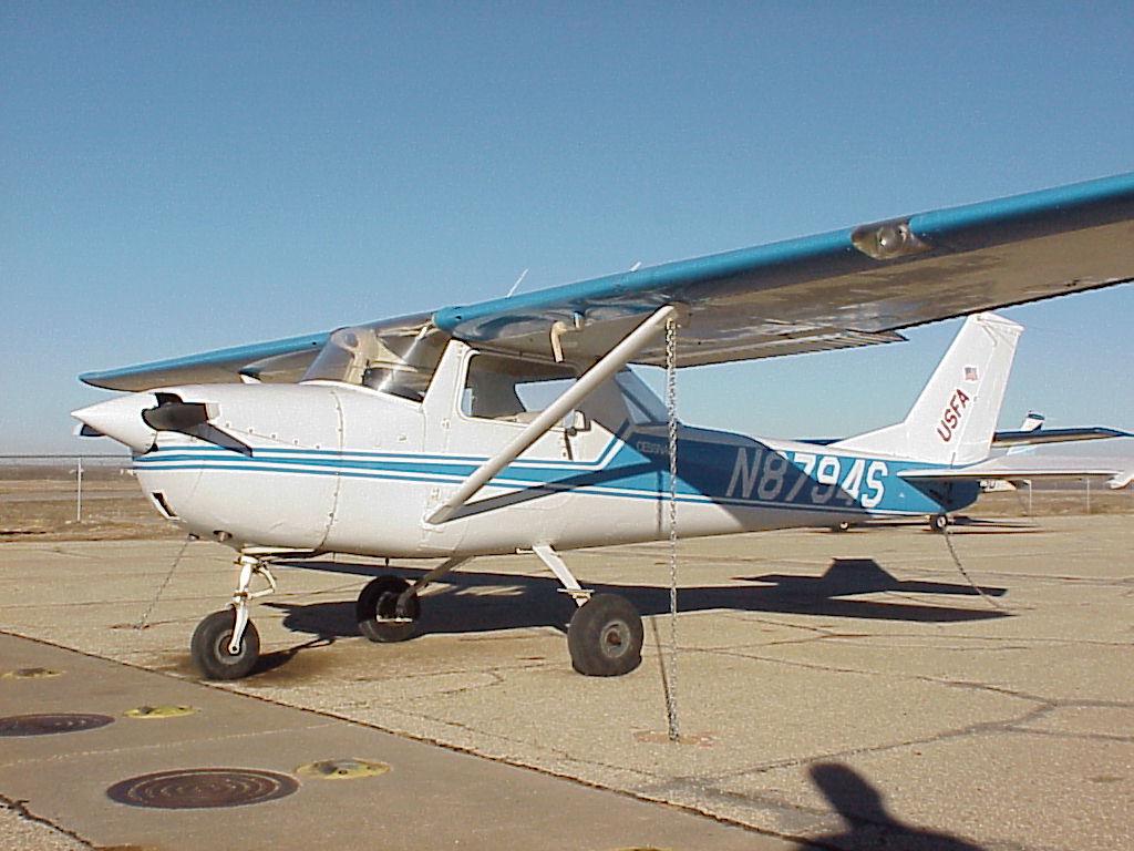 Cessna 150 - 1